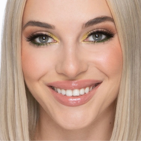 Too Faced Major Love Mini Eyeshadow Palette - Picture 9 of 12